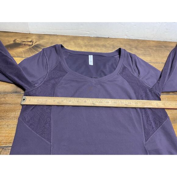 Athleta Shanti Lace Top Plus 1X Deep Crocus Violet Fitted Crop Scoop - Picture 8 of 12
